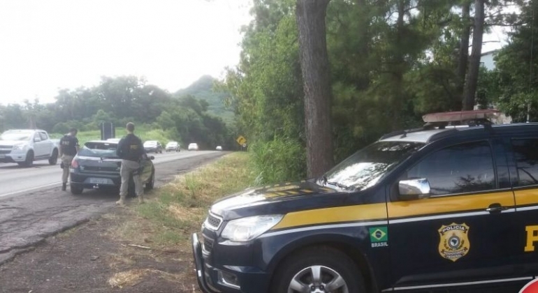Operação da Polícia Rodoviária Federal intensifica fiscalização nas estradas
