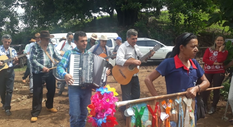 5º Leilão da Folia de Nossa Senhora das Dores de Campo Bonito acontece neste sábado (01)