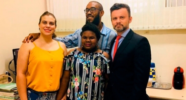 Garota de 14 anos que morou em abrigo de São Gotardo é adotada em Pirapora Garota de 14 anos que morou em abrigo de São Gotardo é adotada em Pirapora