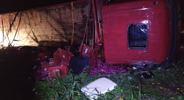 Acidente na BR-146 em Serra do Salitre deixa motorista ferido