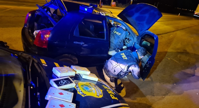 Tudo de novo: PRF volta a fazer grande apreensão de droga na BR-365, em Patos de Minas