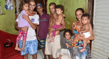 Carmo do Paranaíba: amigos pedem ajuda para finalizar construção de casa para família carente 