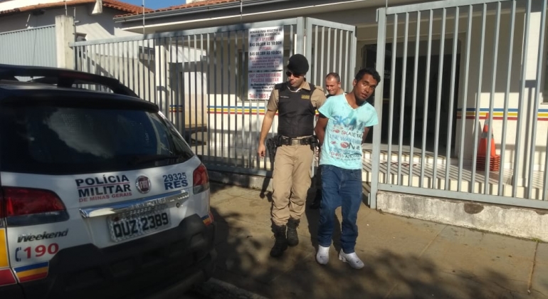 Ladrão invade hotel em Carmo do Paranaíba agride proprietário, rouba celular e acaba preso
