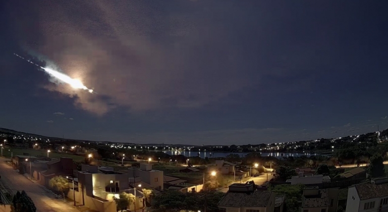 Especialista diz que fragmentos de Meteoro teria caído perto da cidade de Tiros 