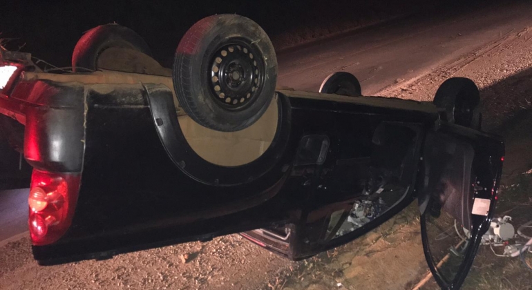 Rio Paranaíba: motorista perde controle e capota veículo na BR-354