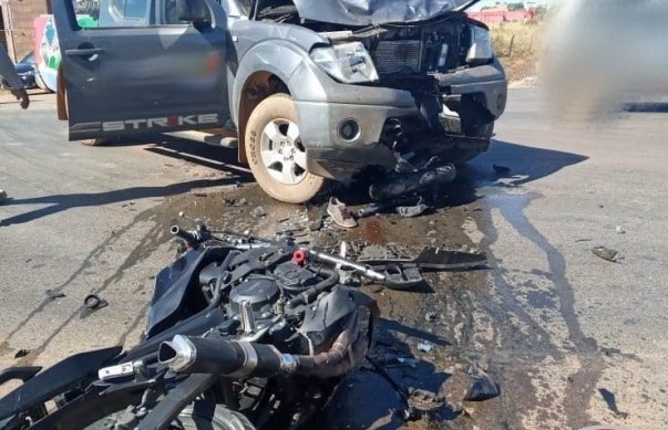 São Gotardo: motociclista de 19 anos fica gravemente ferido em acidente na MG-235