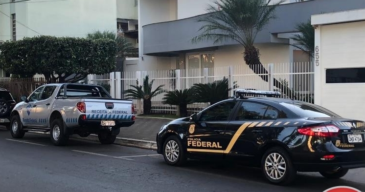 PF combate lavagem de dinheiro e evasão de divisas em Patos de Minas