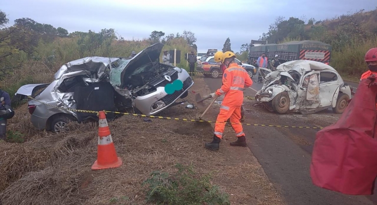 Três pessoas morrem em acidente na BR-354 entre São Gotardo e Campos Altos 