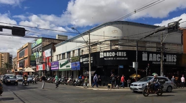 Confira o novo horário de funcionamento do comércio, academias e bares em Patos de Minas