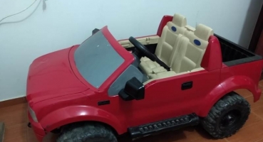 Polícia Militar flagra menino de 4 anos andando com carrinho elétrico furtado e mãe acaba detida Polícia Militar flagra menino de 4 anos andando com carrinho elétrico furtado e mãe acaba detida