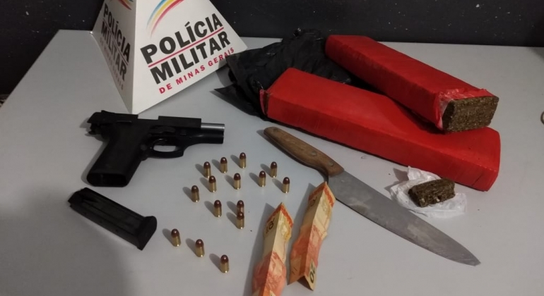 PM de Patos de Minas apreende maconha e pistola em apartamento no Bairro Jardim Panorâmico 