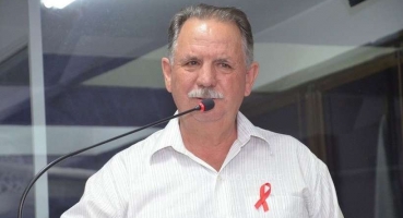 Suspeito de assassinar candidato a vereador em Patrocínio se entrega à polícia Suspeito de assassinar candidato a vereador em Patrocínio se entrega à polícia
