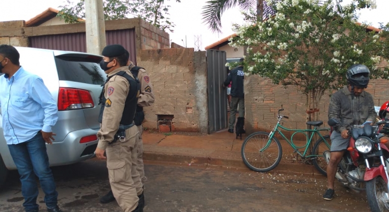 Homem de 33 anos é morto a tiros na cidade de Patos de Minas Homem de 33 anos é morto a tiros na cidade de Patos de Minas