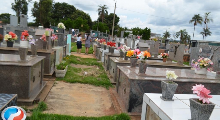 Cemitério de Lagoa Formosa estará aberto para visitação no Dia de Finados Cemitério de Lagoa Formosa estará aberto para visitação no Dia de Finados