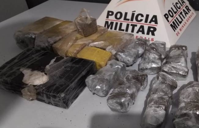 PM encontra maconha e cocaína em matagal às margens do Rio Paranaíba em Patos de Minas