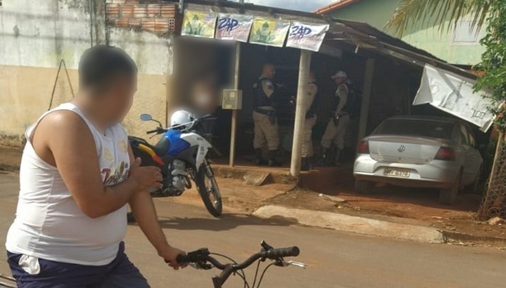 proprietário de bar mata adolescente, fere duas pessoas e depois comete suicídio em Vazante