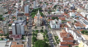 Veja o que abre e o que fecha em Patos de Minas no período de carnaval