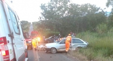 Acidentes na MGC-354 em Patos de Minas deixam várias pessoas feridas