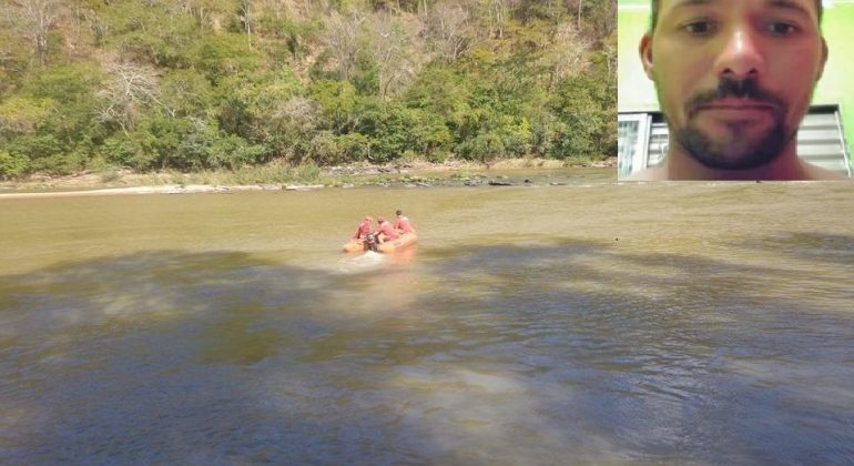 Homem de Lagoa Formosa morre afogado no Rio Abaeté após barco colidir em pedra 