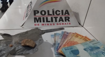 Polícia Militar de Patos de Minas encaminha homem flagrado com crack para delegacia 