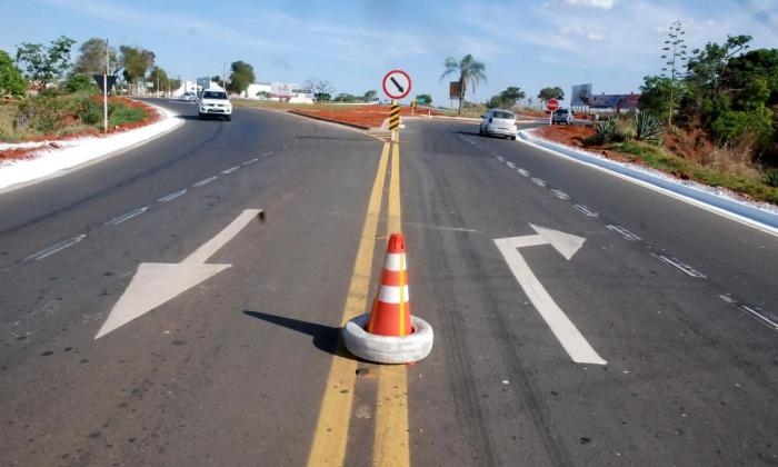 Uso do termo BR-352 para o trecho da BR-354, entre Patos de Minas e Arapuá, continua confundindo leitores e motoristas