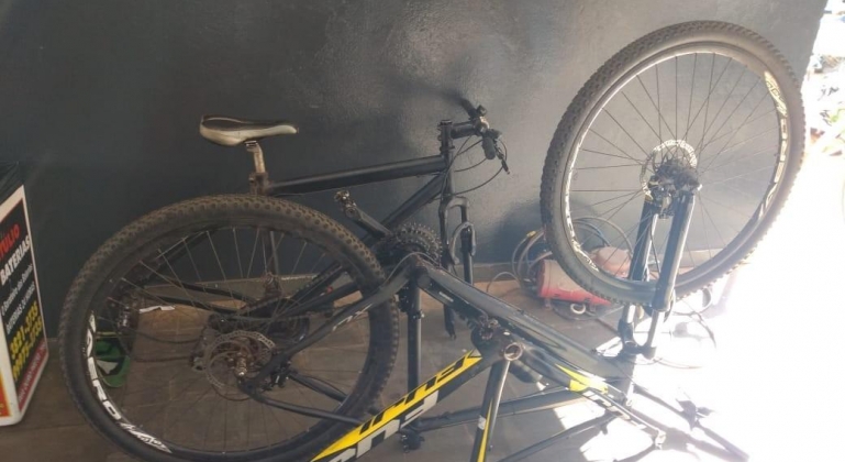 Homem é preso suspeito de adulterar bicicletas em Patos de Minas