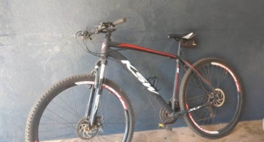 PM de Patos de Minas recupera bicicleta e apreende dois adolescentes por participação no roubo