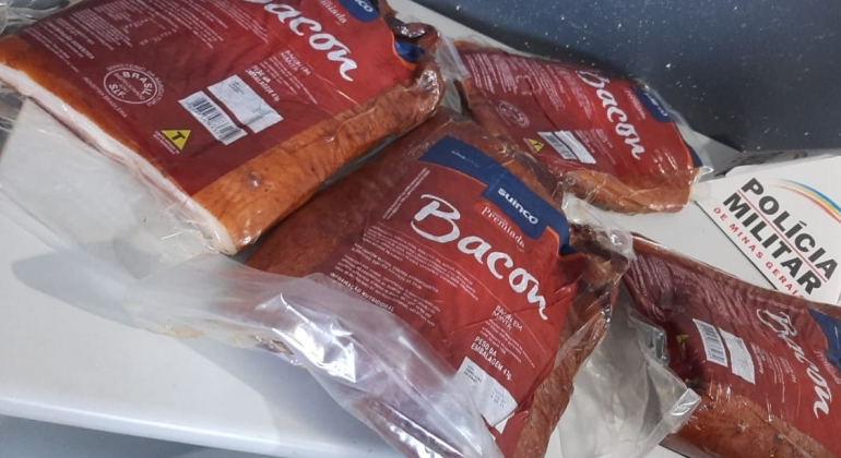 Homem é preso por furtar caixa com 20 Kg bacon em Patos de Minas