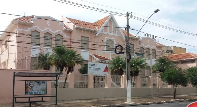 Escola Normal em Patos de Minas terá dois novos cursos  