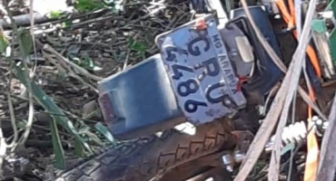 Motocicleta desmanchada é encontrada na Zona Rural de Carmo do Paranaíba 