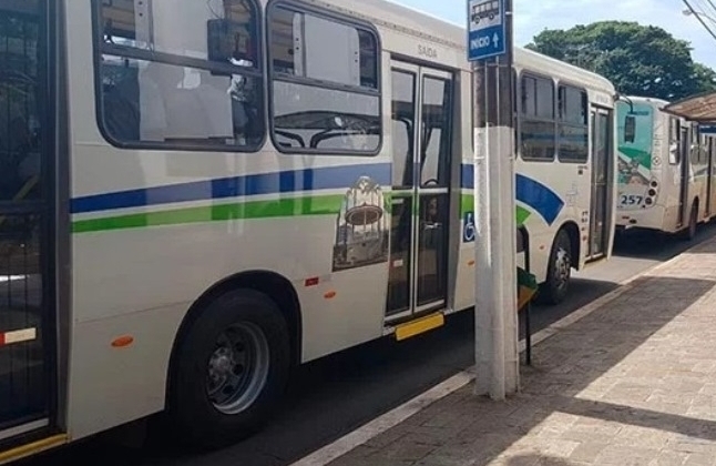 Aberto cadastro de vacina contra COVID-19 em Patos de Minas para trabalhador do transporte coletivo de passageiros