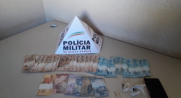  Polícia Militar apreende droga e dinheiro com suspeito de tráfico em Carmo do Paranaíba  