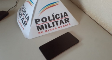 Indivíduo usa faca para abordar e roubar celular de vítima em Carmo do Parnaíba 