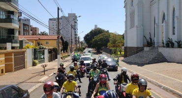 Apoiadores do voto impresso auditável foram às ruas de Patos de Minas neste domingo (1°) reivindicar transparência nas eleições