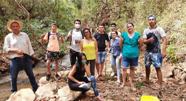 Projeto Expedições da ONG Movimento Voluntário Verde percorre rios nos municípios Lagoa Formosa e Patos de Minas