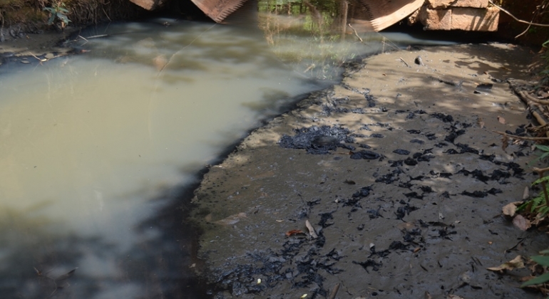 Superintendente do SAAE de Lagoa Formosa explica sobre vazamento de esgoto sem tratamento nos córregos do município 