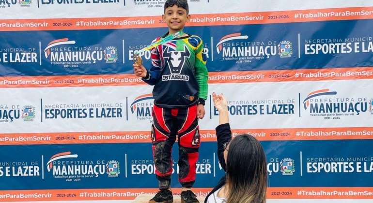 Patense de 7 anos é destaque na primeira etapa do Campeonato Mineiro de BMX 
