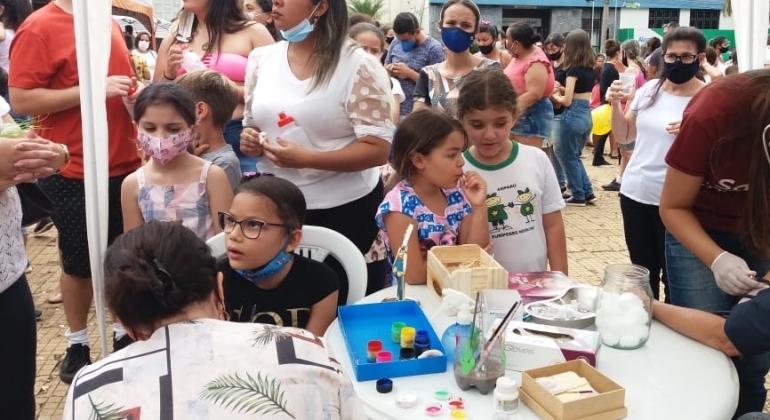 Projeto Viva Patos comemora Dia das Crianças na Praça do Fórum