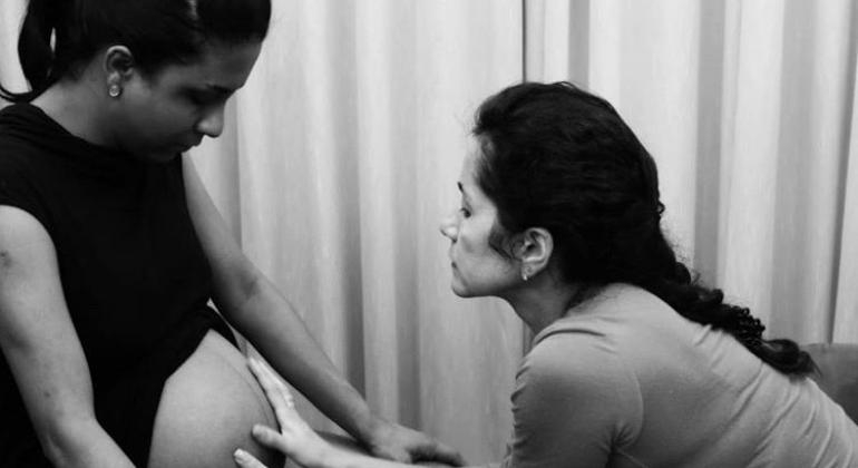 Projeto de lei visa inclusão de doulas para auxiliar partos humanizados em hospitais de Patos de Minas
