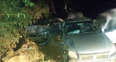 Polícia Militar registra acidente na ponte de acesso ao Aterro Sanitário de Patos de Minas