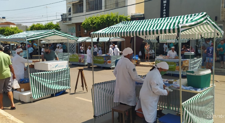 Feira de produtores de Carmo do Paranaíba retoma as atividades