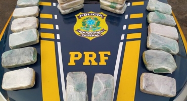 PRF apreende pasta base de cocaína avaliada em mais de R$ 2,5 milhões 