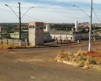 Carmo do Paranaíba – Policiais penais encontram munição dentro da rede de esgoto da Penitenciária Nossa Senhora do Carmo