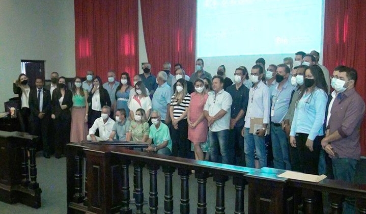 Prefeitos realizam assembleia para assinatura de convênio para a implantação do Samu Regional Prefeitos realizam assembleia para assinatura de convênio para a implantação do Samu Regional