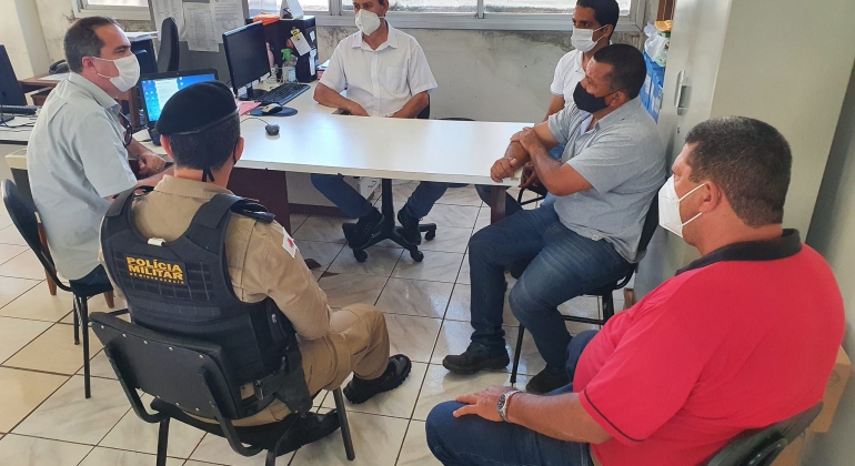 Reunião para apresentar o Projeto “Campo Seguro, Cidade Segura” é realizada em Lagoa Formosa. 