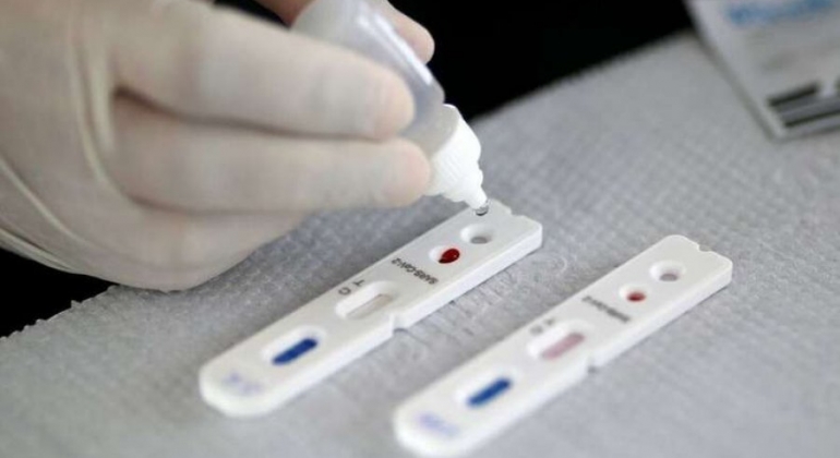 Governo de Minas distribui mais 488 mil testes de COVID-19