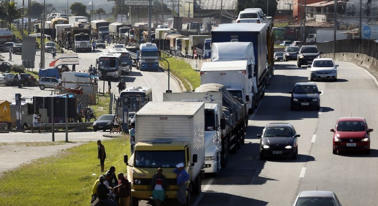 Caixa lança linha de antecipação de frete para caminhoneiros