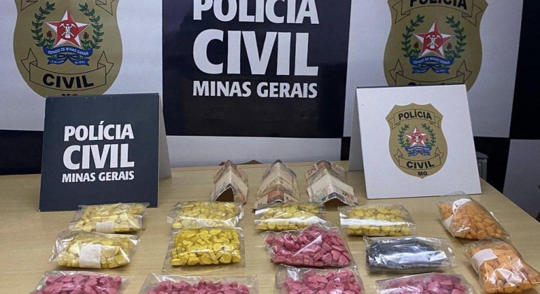 Homens são presos em Patos de Minas pela Polícia com mais de mil comprimidos de ecstasy