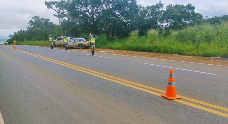 Polícia Militar Rodoviária intensifica fiscalização em rodovias utilizadas para desviar o fluxo de veículos da BR-365