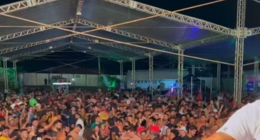 Carnaval em Patos de Minas: moradores e pacientes reclamam do barulho; organização nega 